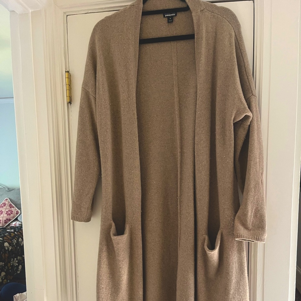 Women's Recycled Cashmere Long Cardigan size medium